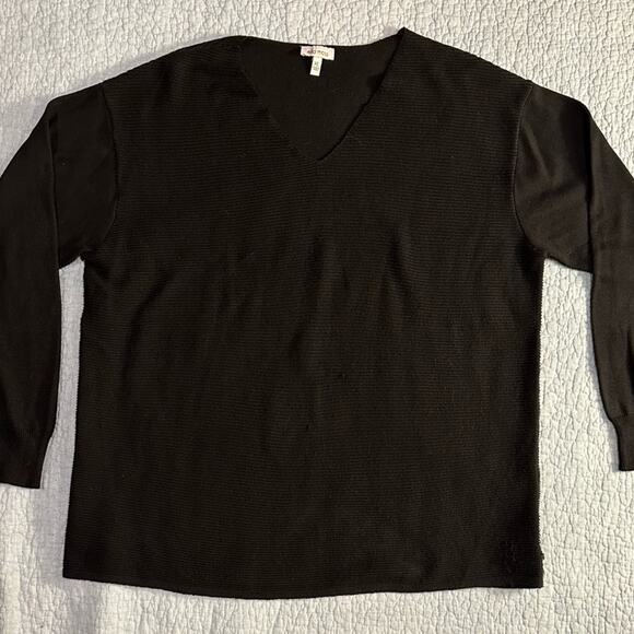 Ella Moss Black V-Neck Sweater - Picture 1 of 4